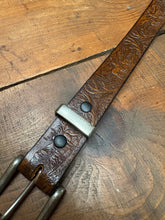 Load image into Gallery viewer, Deer Antler Belt
